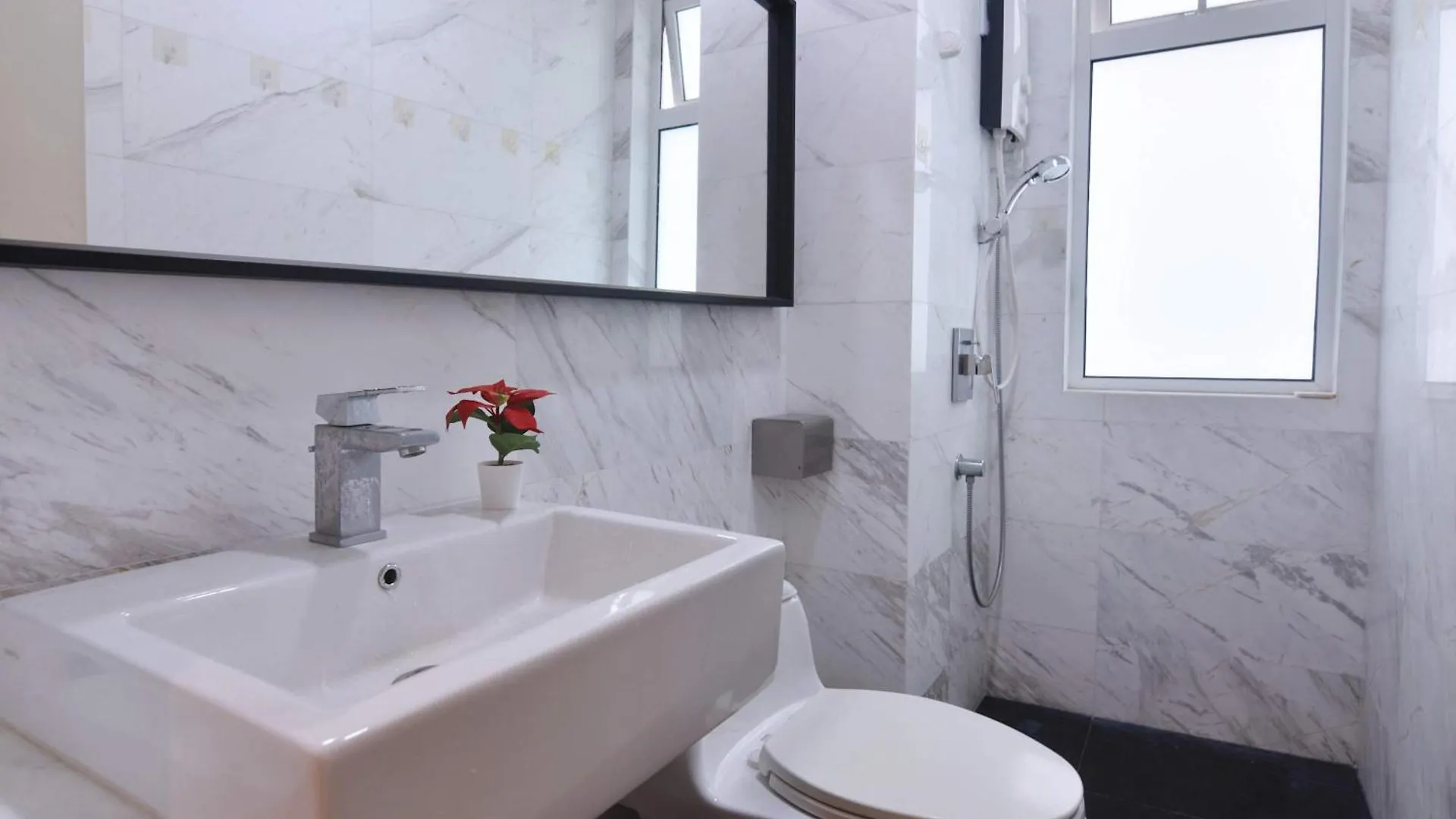 Cozy 1Br Suite At Tritower Steps To Jb Ciq Johor Bahru Apartment